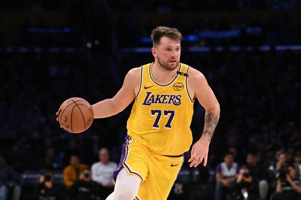 往往牵动着 往往牵动着