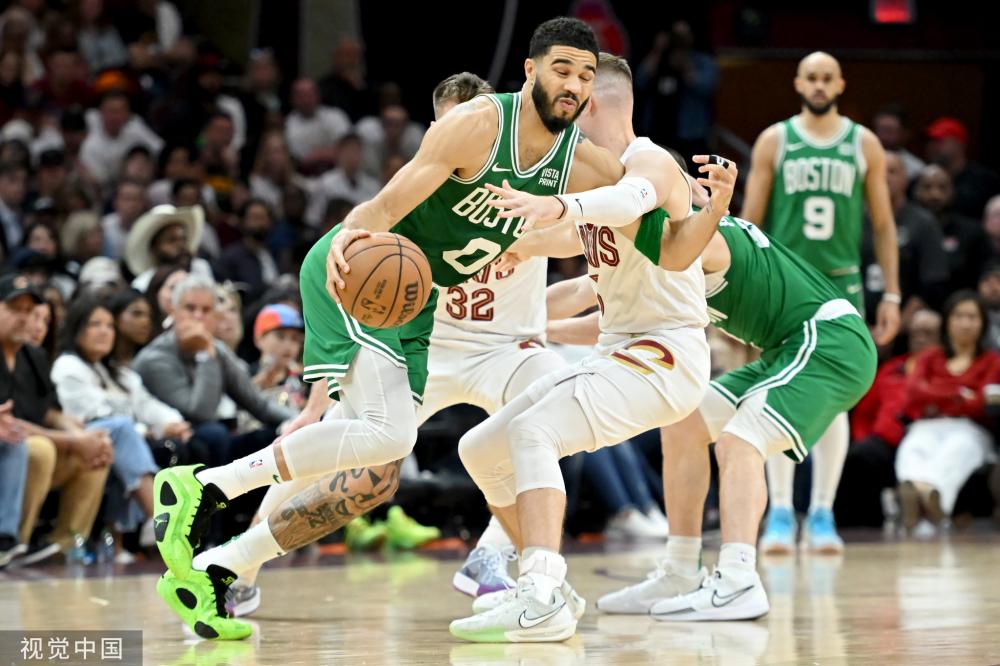 其他球员更 其他球员更