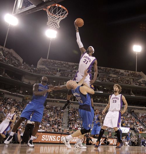 在进攻端给 在进攻端给