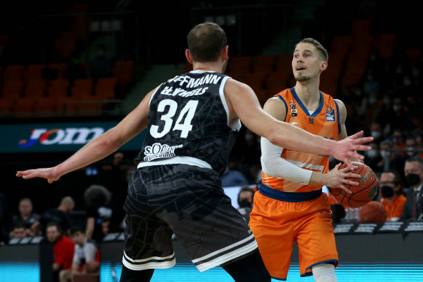 收或推进 收或推进